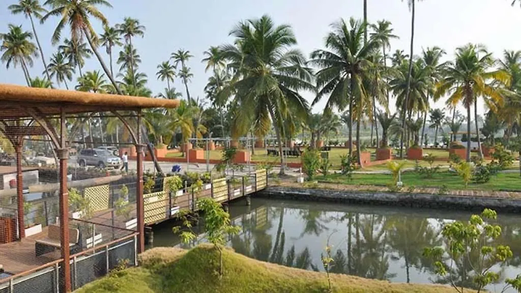 Boche Island By Oxygen Resort Kochi