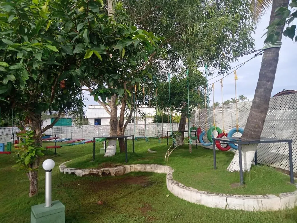 Hotel Boche Island By Oxygen Resort Kochi