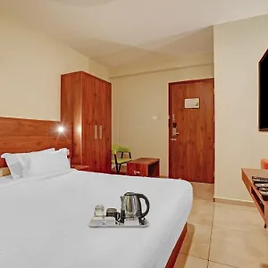 Super Townhouse Edasserys Sea Pearl Hotel